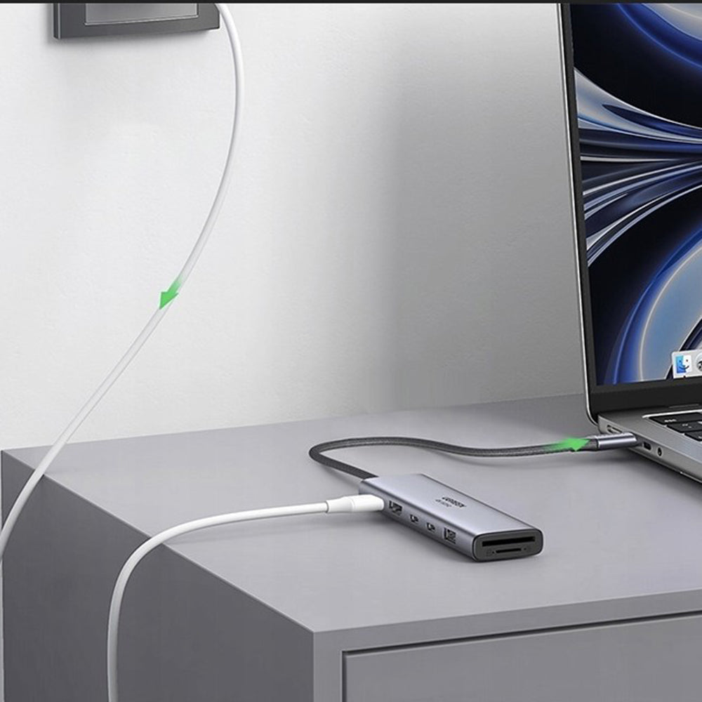 UGREEN CM511 USB-C Hub (45521), 1 x USB-A 3.2 - 3 x USB-C - 1 x HDMI - 1 x SD - 1 x microSD, Gray